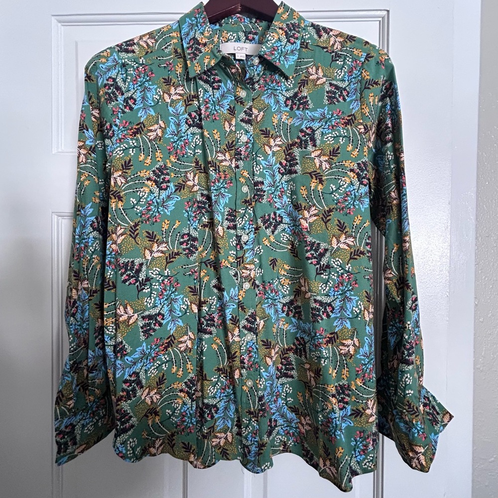 LOFT Multicolor Floral Button Down Shirt